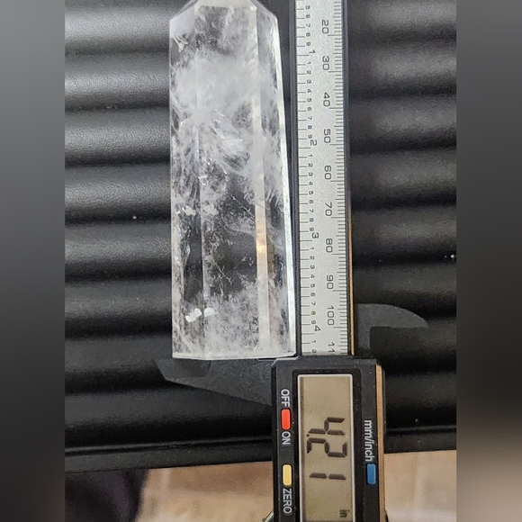 Stunning High-quality Phantom Clear Quartz Crystal Tower Point - Picture 8 of 9